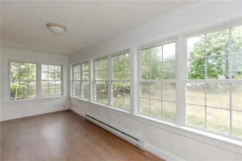97 Floral Avenue North Kingstown RI 02852