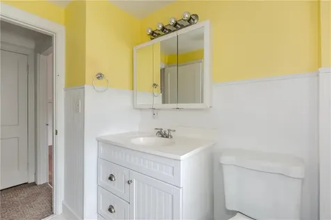97 Floral Avenue North Kingstown RI 02852