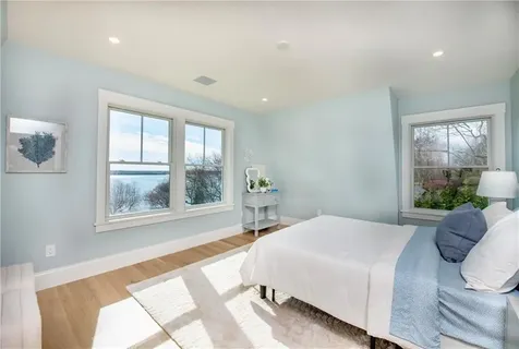 19 Searidge Drive Narragansett RI 02874