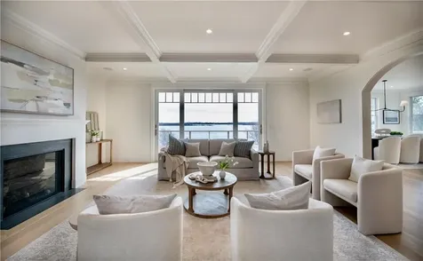19 Searidge Drive Narragansett RI 02874