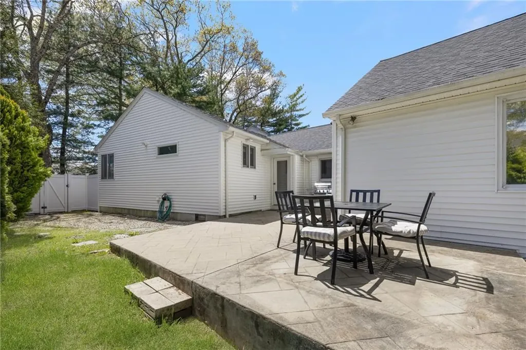 120 Bretton Woods Drive Cranston RI 02920