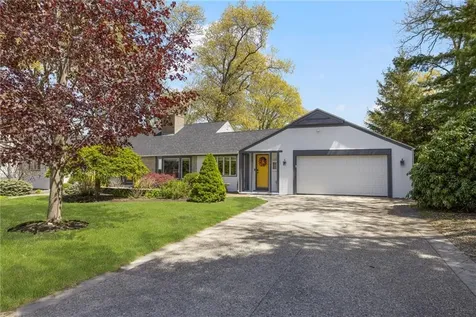 120 Bretton Woods Drive Cranston RI 02920