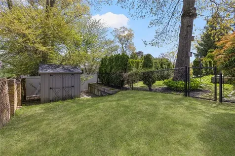 120 Bretton Woods Drive Cranston RI 02920