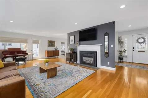 120 Bretton Woods Drive Cranston RI 02920