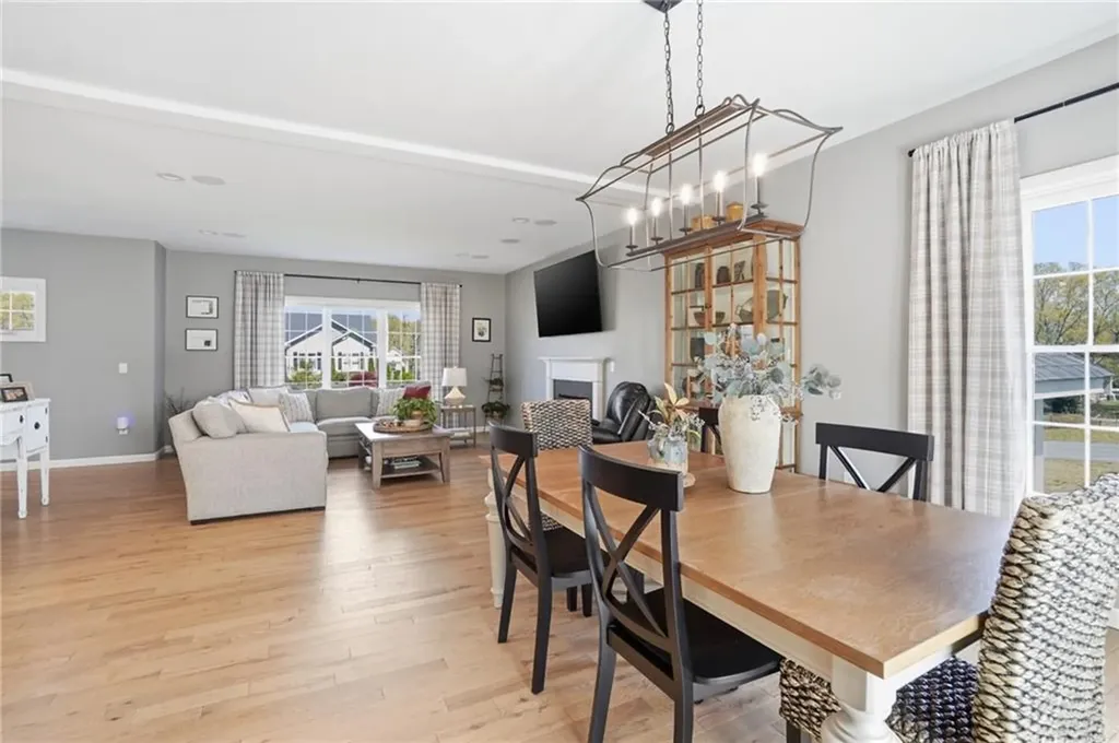 81 Golden View Drive Johnston RI 02919