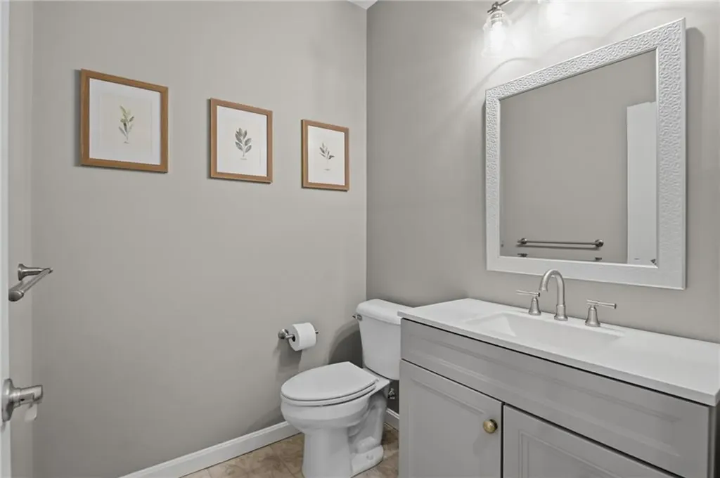 81 Golden View Drive Johnston RI 02919