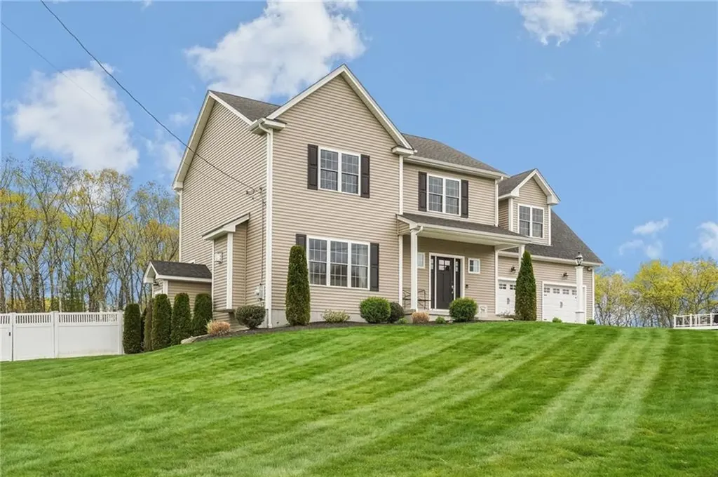 81 Golden View Drive Johnston RI 02919
