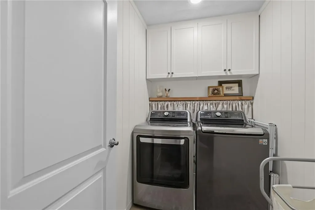 81 Golden View Drive Johnston RI 02919