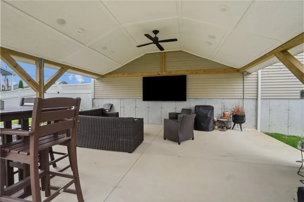 81 Golden View Drive Johnston RI 02919