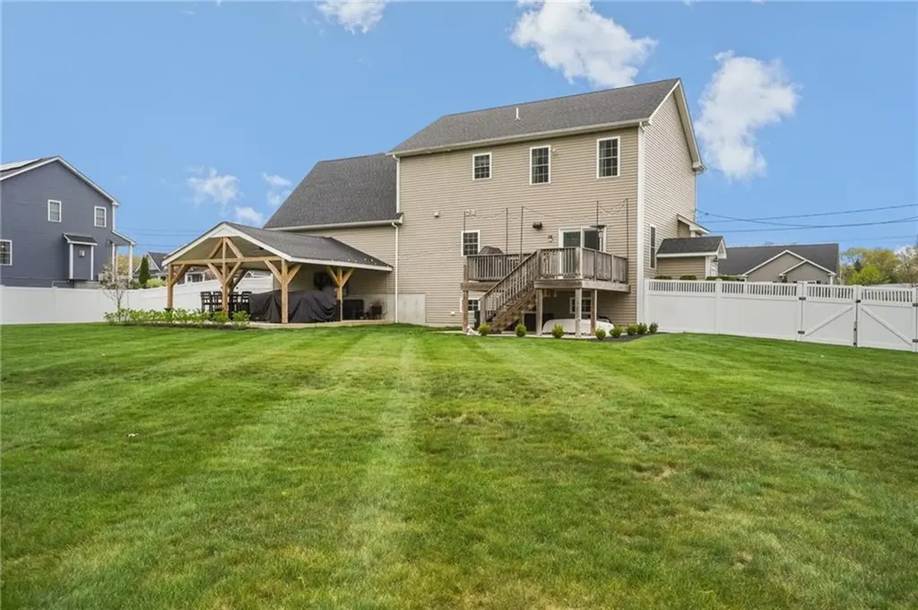 81 Golden View Drive Johnston RI 02919