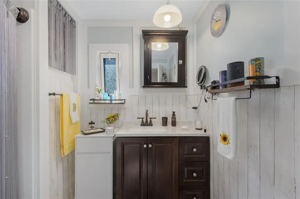 33 Foxtrot Drive Charlestown RI 02813