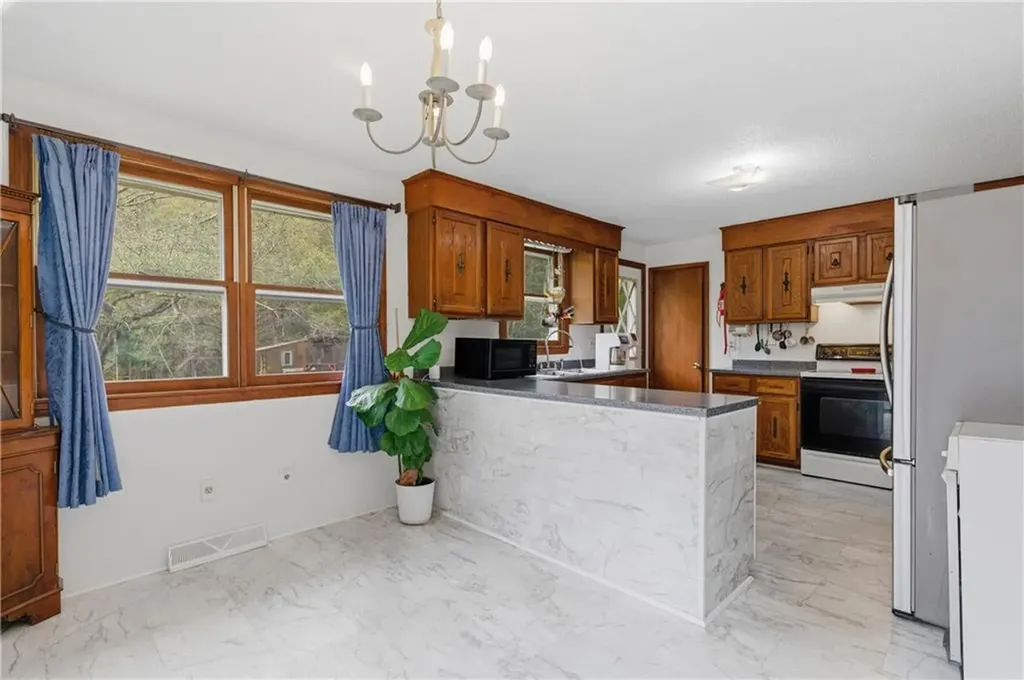 90 Pulaski Road Glocester RI 02814