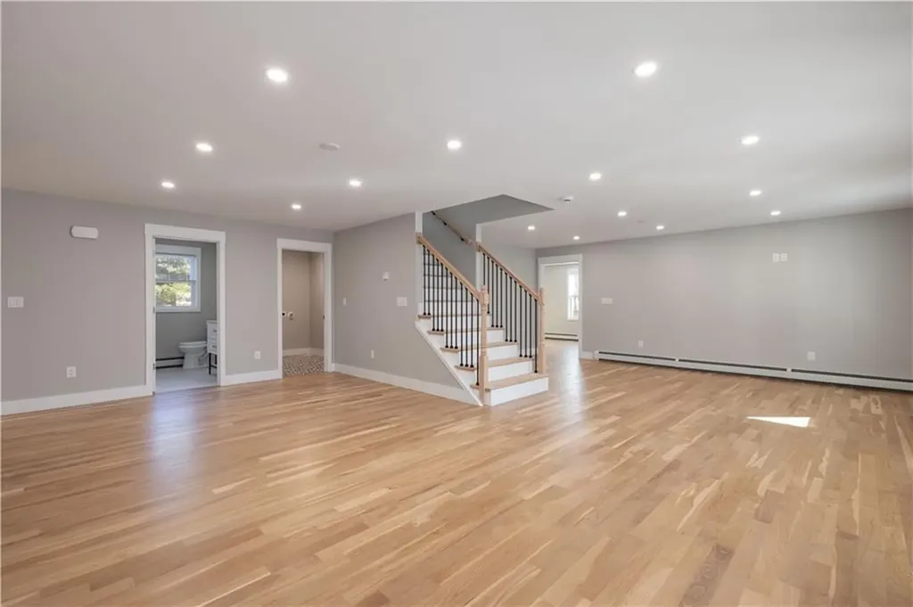 311 Hope Road Cranston RI 02921