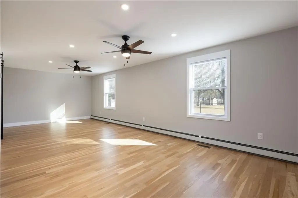 311 Hope Road Cranston RI 02921