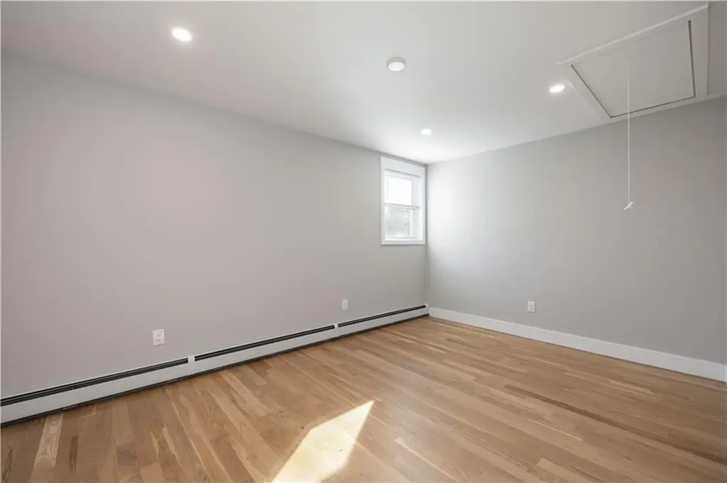 311 Hope Road Cranston RI 02921