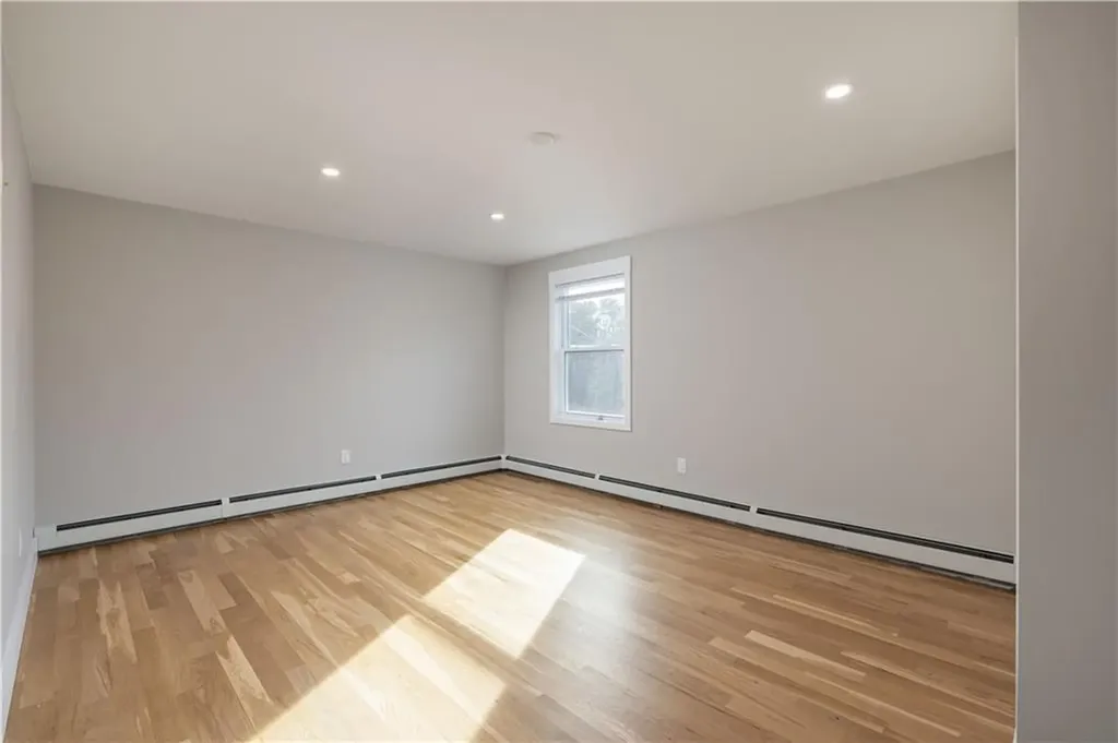 311 Hope Road Cranston RI 02921