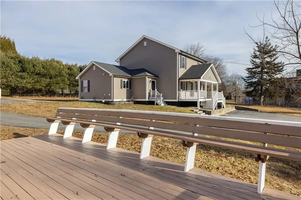 311 Hope Road Cranston RI 02921