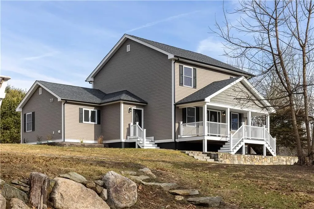 311 Hope Road Cranston RI 02921