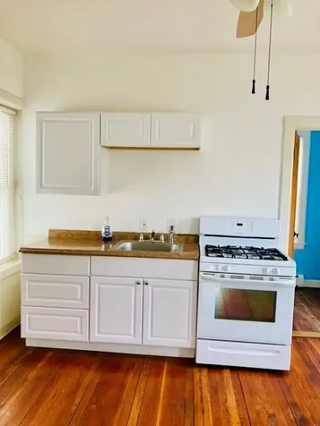 37 Lincoln Avenue Bristol RI 02809