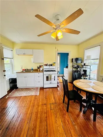 37 Lincoln Avenue Bristol RI 02809
