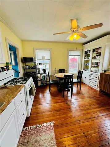 37 Lincoln Avenue Bristol RI 02809