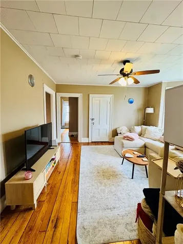 37 Lincoln Avenue Bristol RI 02809