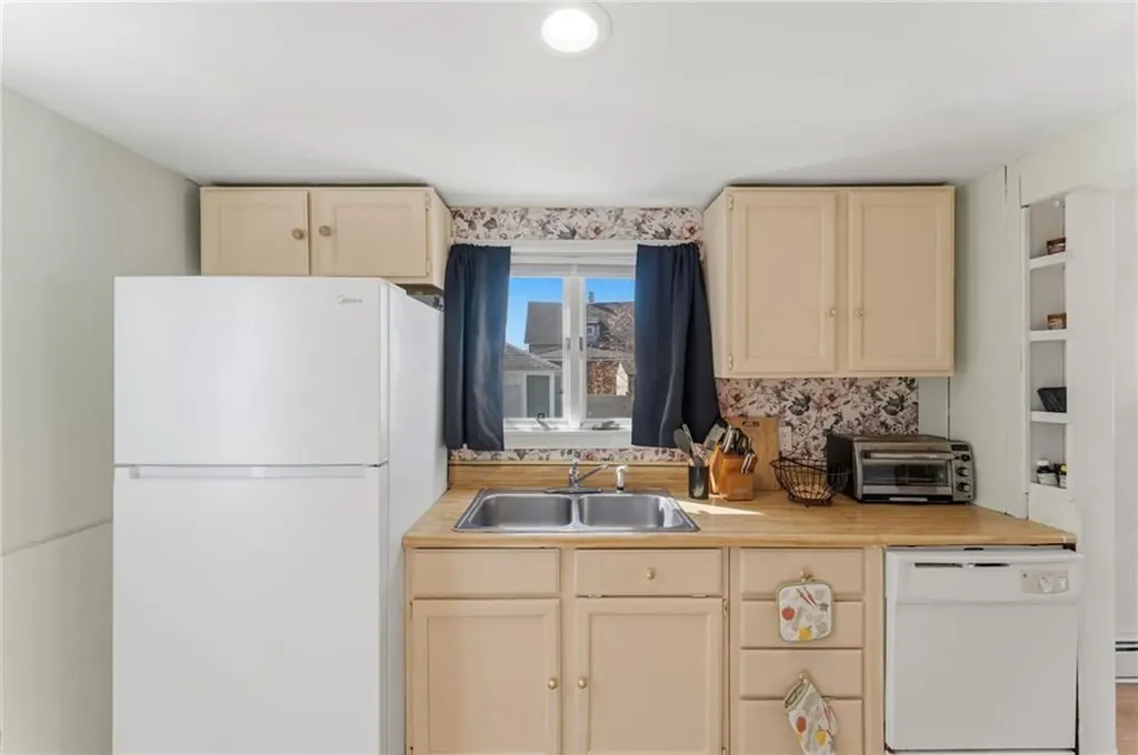 308 Smith Street Cranston RI 02905