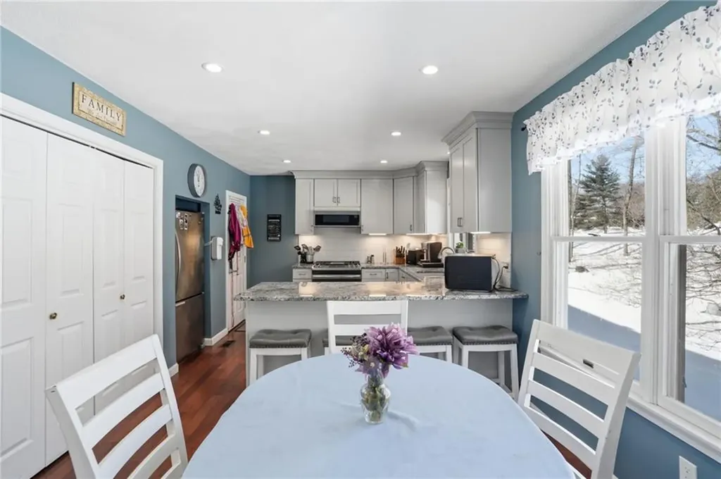 244 Beechwood Drive Cranston RI 02921