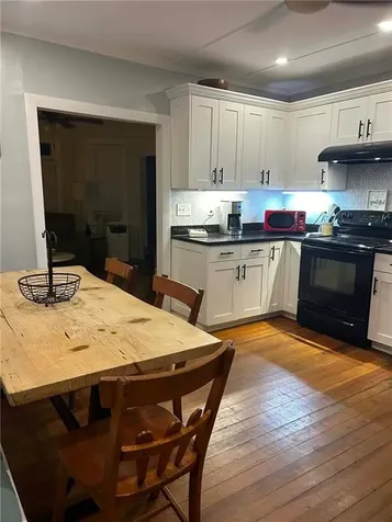 28 Atlantic Street Newport RI 02840