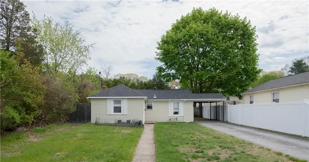 13 South Brookside Avenue North Providence RI 02911