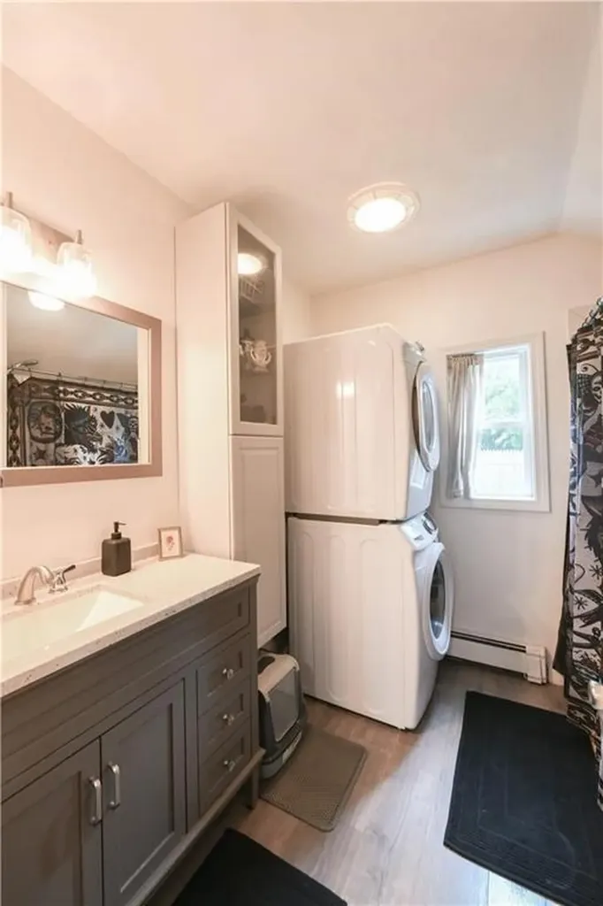 13 South Brookside Avenue North Providence RI 02911