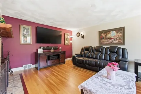 1799 Old Louisquisset Pike Lincoln RI 02865