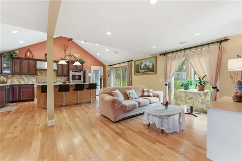 1799 Old Louisquisset Pike Lincoln RI 02865