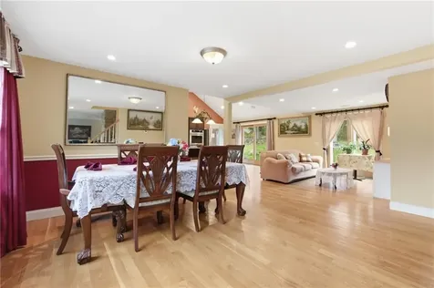 1799 Old Louisquisset Pike Lincoln RI 02865