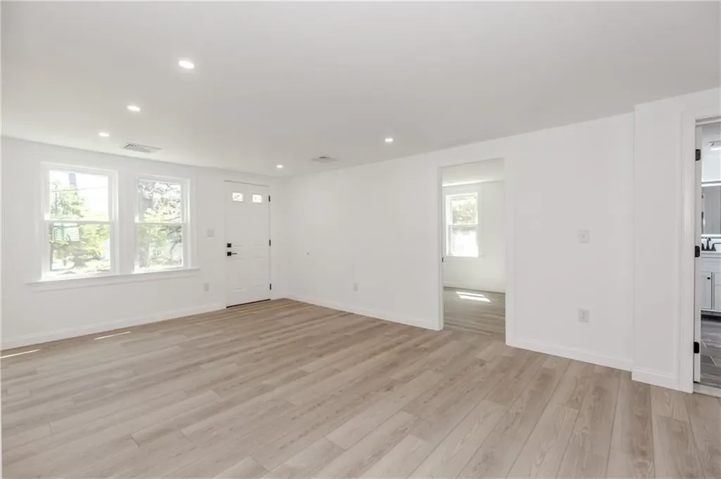 19 Leigh Road Cumberland RI 02864