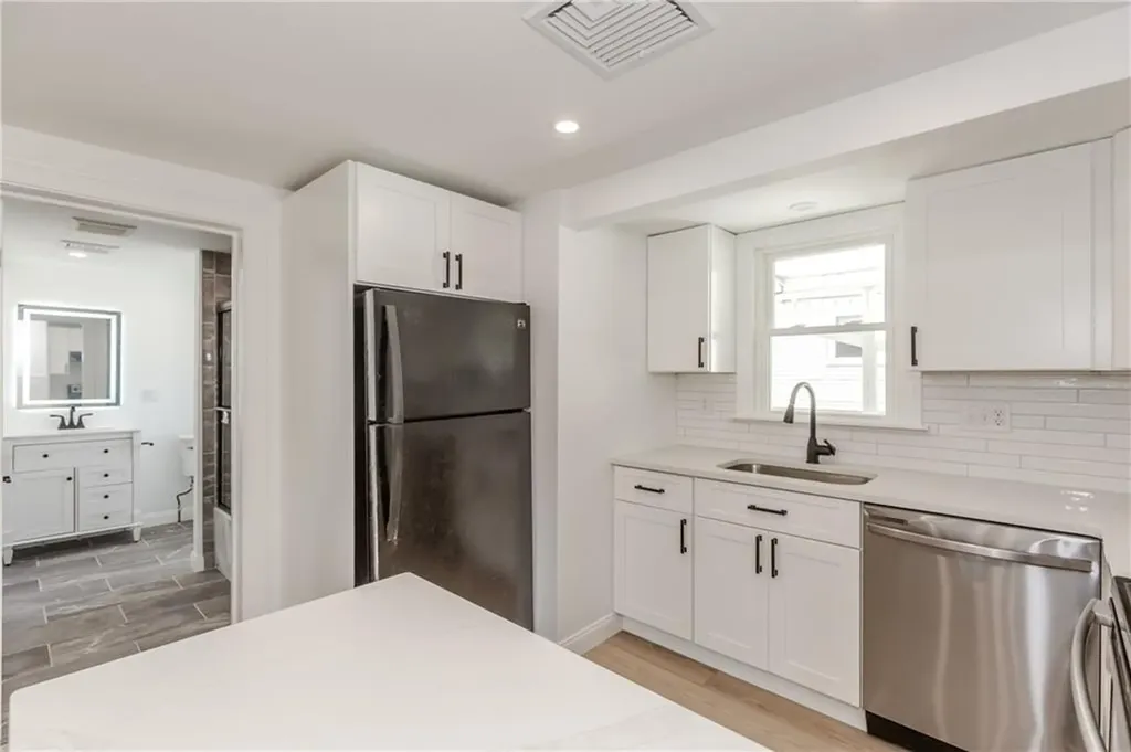 19 Leigh Road Cumberland RI 02864