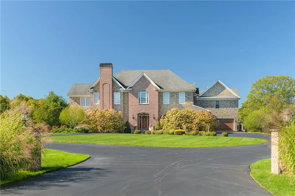 3070 Diamond Hill Road Cumberland RI 02864