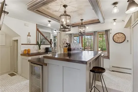 10 Hamilton Hill Glocester RI 02829