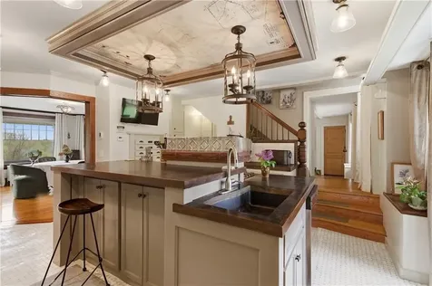 10 Hamilton Hill Glocester RI 02829