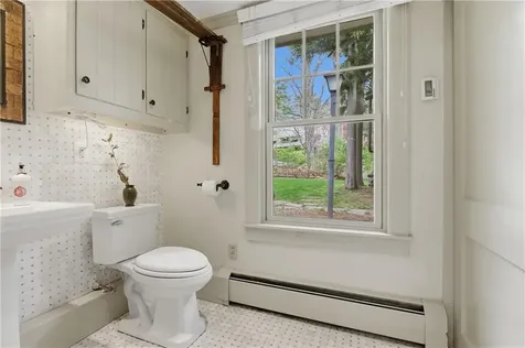 10 Hamilton Hill Glocester RI 02829