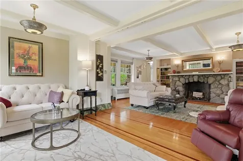 10 Hamilton Hill Glocester RI 02829