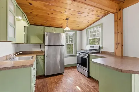 10 Hamilton Hill Glocester RI 02829