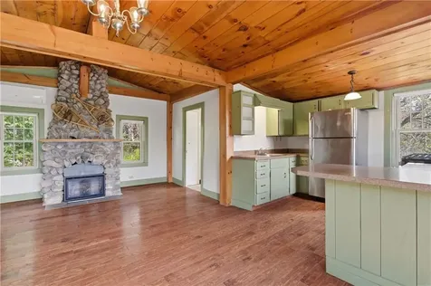 10 Hamilton Hill Glocester RI 02829