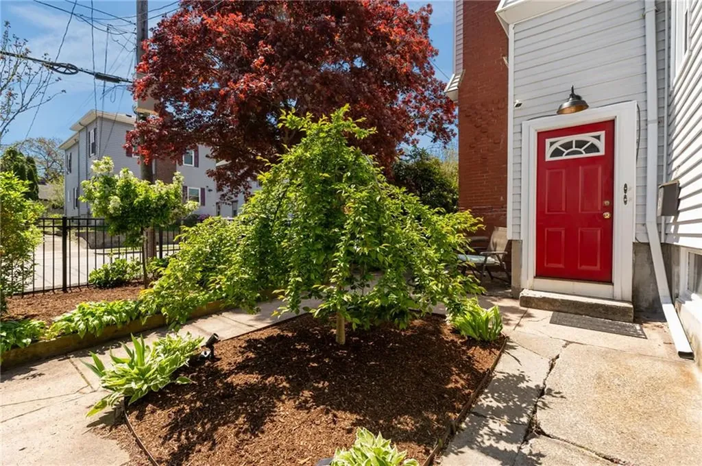 48 Waldo Street Pawtucket RI 02860