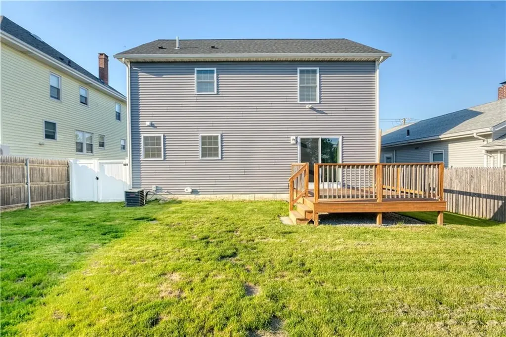 239 Mauran Avenue East Providence RI 02914