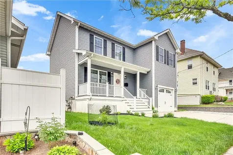239 Mauran Avenue East Providence RI 02914
