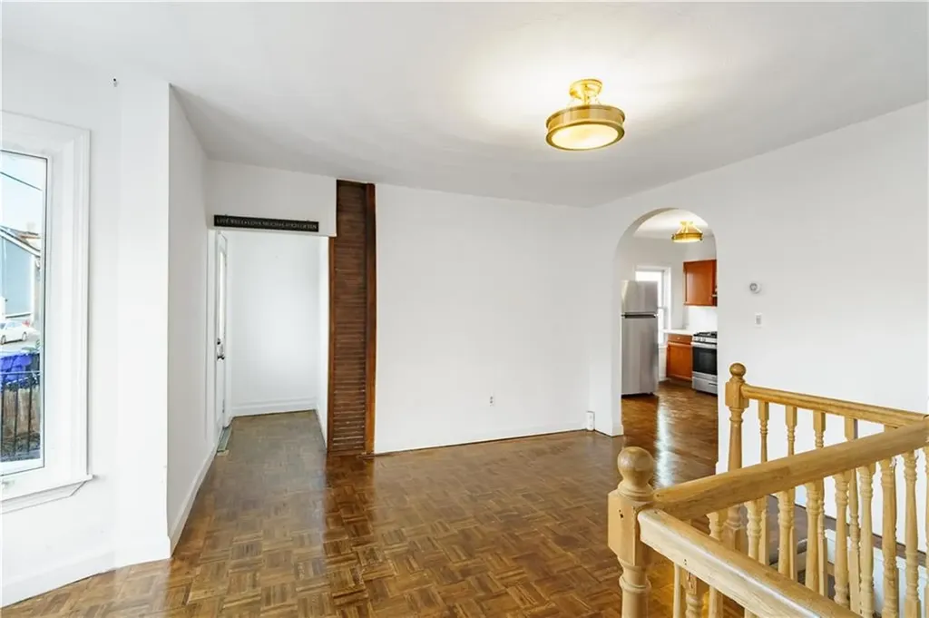21 Lilac Street Pawtucket RI 02860