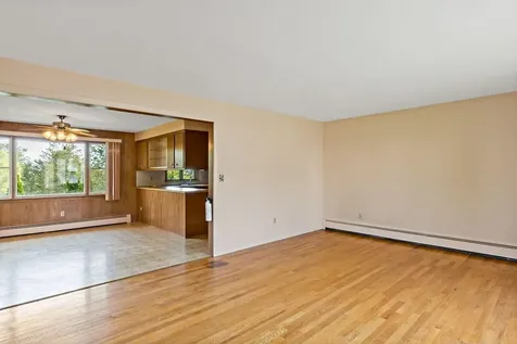 85 Sunset Avenue Providence RI 02909