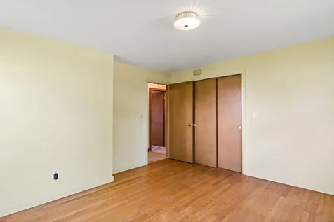 85 Sunset Avenue Providence RI 02909