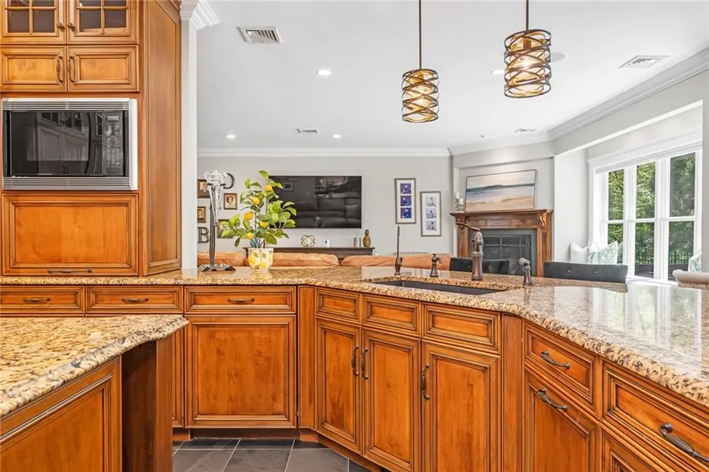 45 Briarbrooke Lane Cranston RI 02921